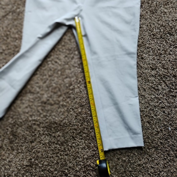 NWT White House Black Market Curvy Slim Ankle Pants Size 12 S Light Grey 2x30 - Picture 7 of 7